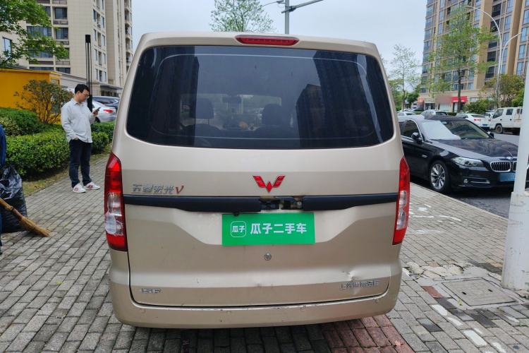 Used Wuling Hongguang V 2022 1.5L Jingqu Edition Electric-Assist LAR Rear