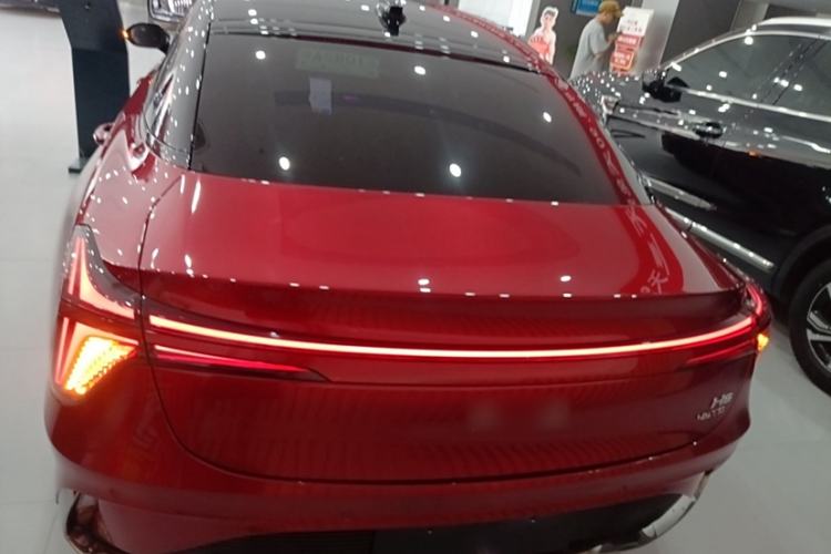 Used Hongqi H6 2023 2.0T ZhiZhen Edition
