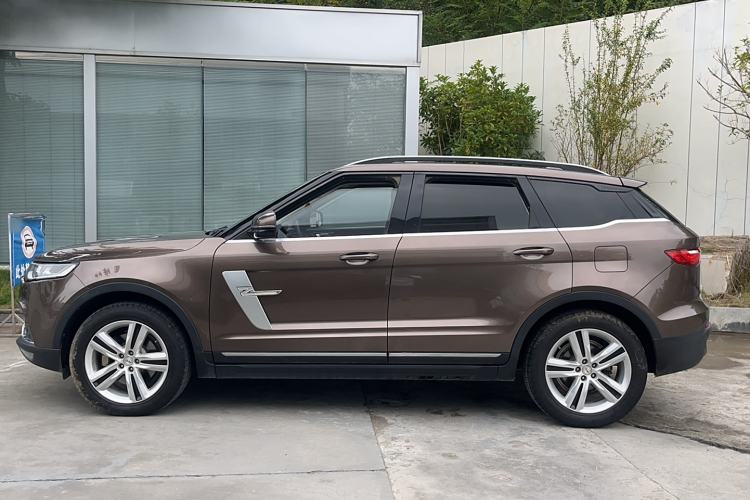 Used Zotye T700 2017 1.8T Dual-Clutch Luxury Model