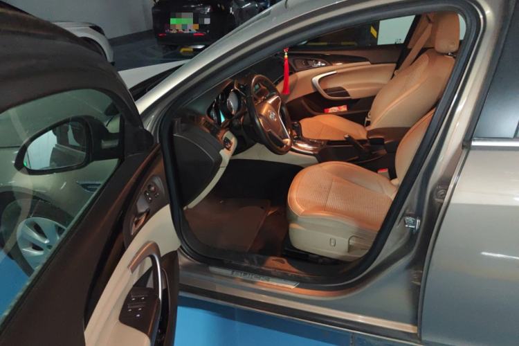 Used Buick Regal 2014 2.0L Leading Fashion Edition