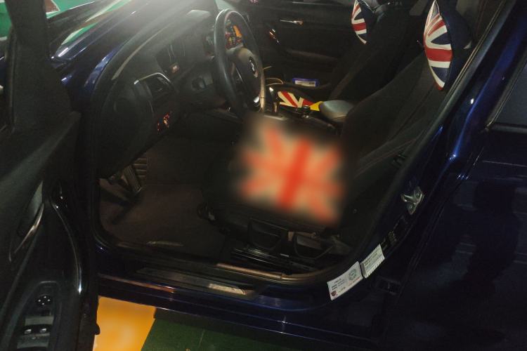 Used BMW 1 Series 2018 118i Sport Design Package Driver Seat