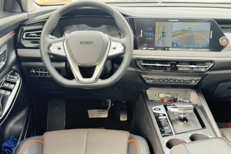 Used CHANGAN OSHAN X7 PLUS 2022 1.5T Blue Whale Edition Automatic ZhiZun Model
