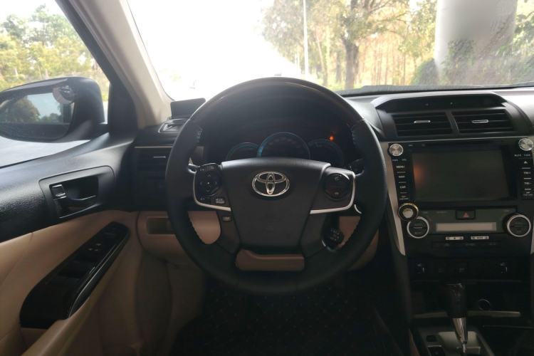 Used Toyota Camry 2012 Luxurious Edition 2.5HG Zunrui
