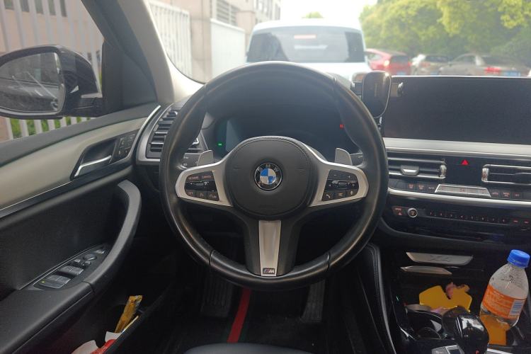 Used BMW X4 2022 xDrive 30i M Sport Package Steering Wheel
