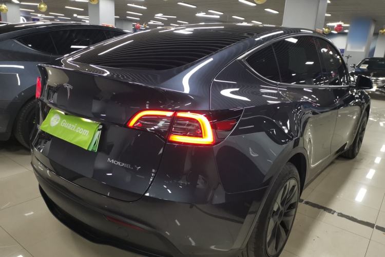 Used Tesla Model Y 2024 Rear-Wheel-Drive Version Rear Right 45 Deg