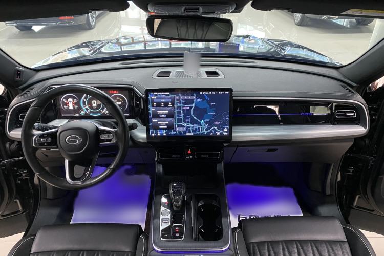 Used GAC Trumpchi GS8 2024 Linghang Series 2.0 TGDI Two-Wheel Drive Luxury Smart Connectivity Version Interior 1