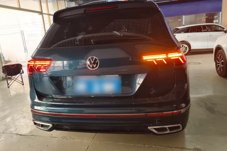 Used Volkswagen Tiguan L 2022 380TSI Automatic All-Wheel Drive R-Line Flagship 7-Seater
