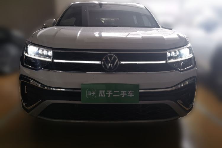 Used Volkswagen Tharu 2023 300TSI Two-Wheel-Drive Full Moon Edition Front