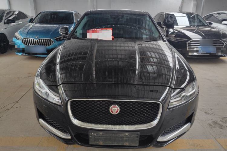 Used Jaguar XFL 2019 XFL 2.0T 250 PS Two-Wheel-Drive Luxury Edition Front