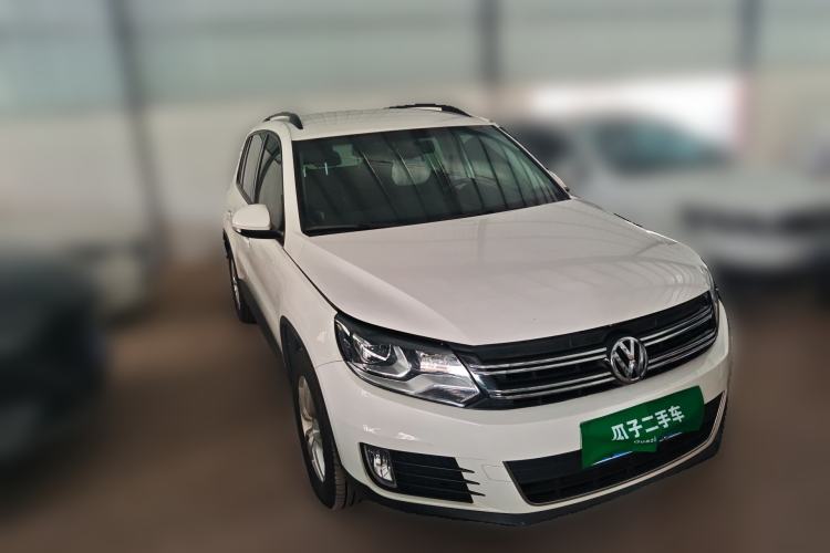 Used Volkswagen Tiguan 2015 1.8TSI Automatic Two-Wheel Drive Trend Edition Front Right 45 Deg