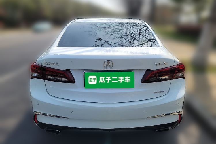 Used Acura TLX-L 2018 2.4L Deluxe Edition Rear