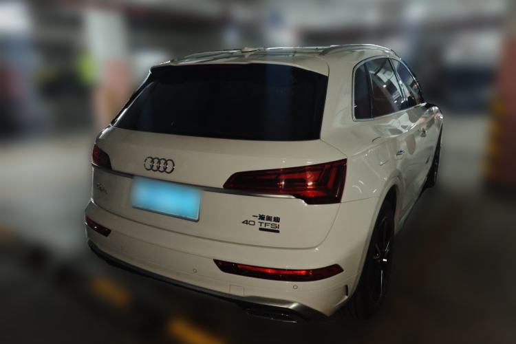 Used Audi Q5L 2022 40T Fashionable and Dynamic Model

