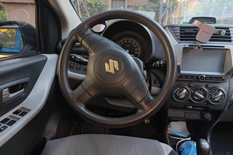 Used Suzuki Alto 2013 1.0L Automatic Luxury Model