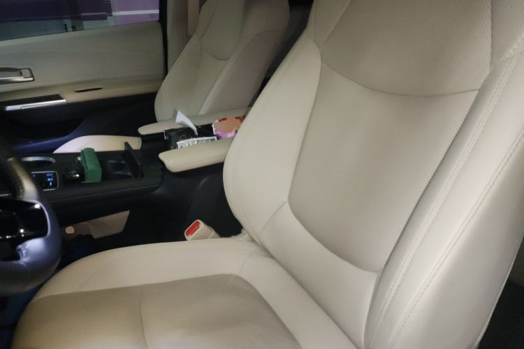 Used Toyota Sienna 2021 2.5L Hybrid Premium Edition