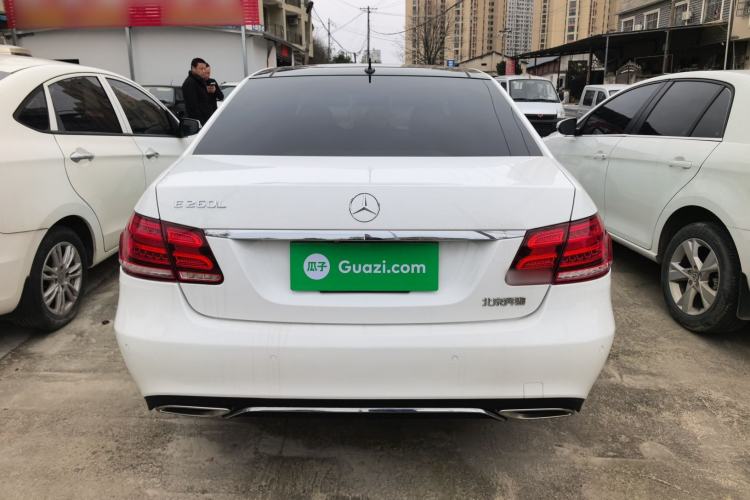 Used Mercedes-Benz E-Class 2015 E 260 L
