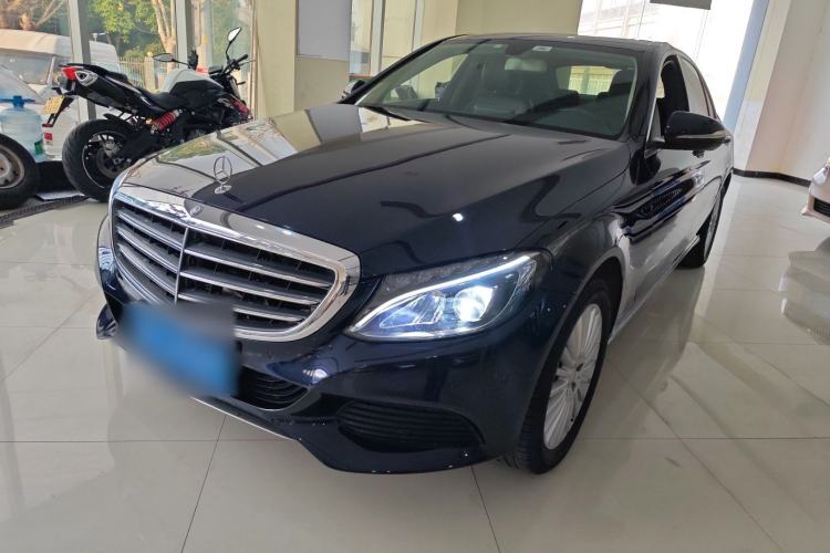 Used Mercedes-Benz C-Class 2015 Facelift C 180 L