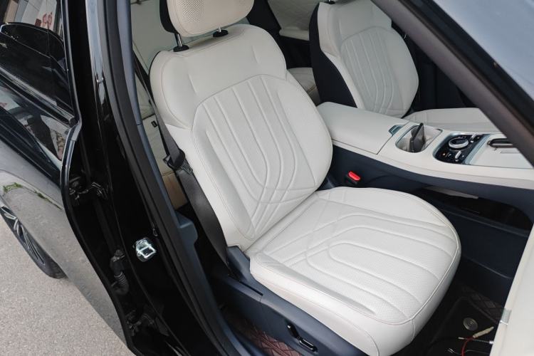 Used Geely Galaxy Xingjian 7 EM-i 2025 120km Flagship Edition
