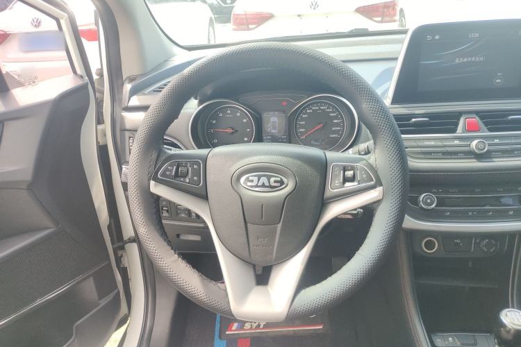 Used JAC Group Refine S3 2017 1.5L Manual Luxury Smart Model Steering Wheel