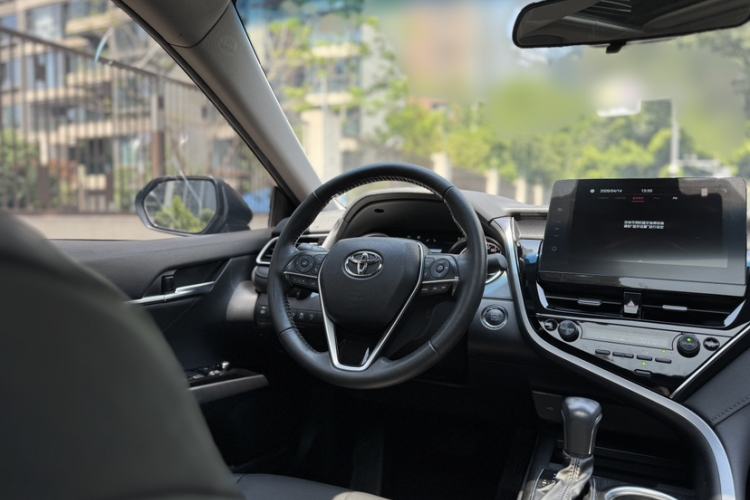 Used Toyota Camry 2021 2.0G Luxury Edition