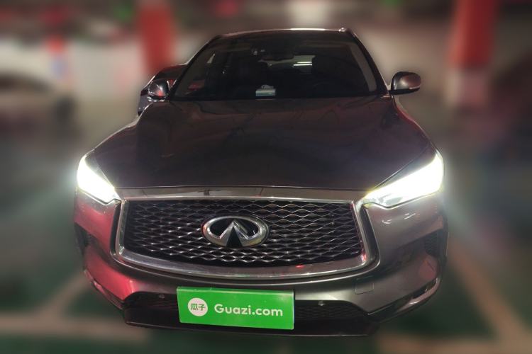 Used Infiniti QX50 2020 2.0T All-Wheel-Drive Elite Version Front