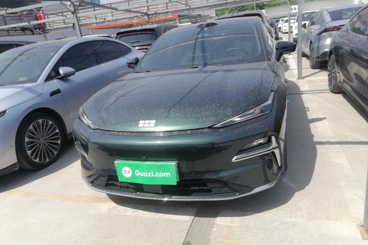 Used Geely Galaxy 8 2025 130km EM-P Starship Edition
