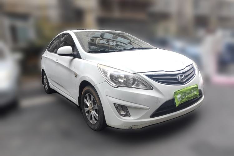 Used Hyundai Verna (older generation) 2010 Sedan 1.4L Automatic Comfort Model GS
