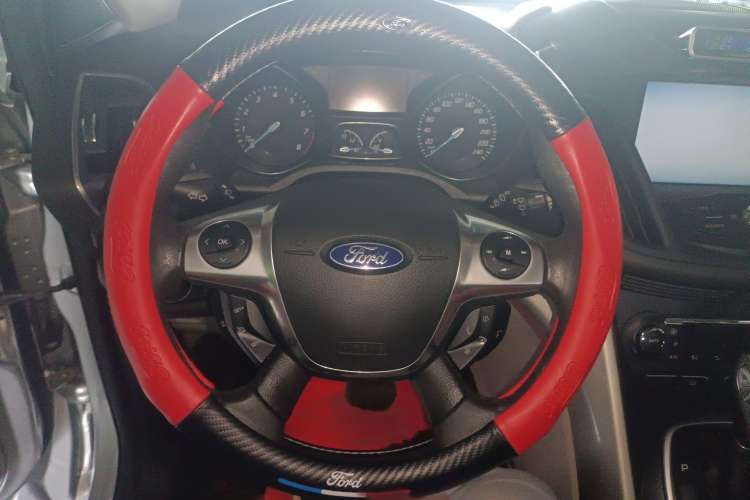 Used Ford Kuga 2013 1.6L GTDi 4x4 Elite Model
