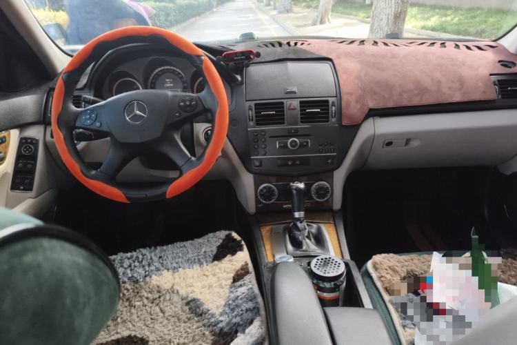 Used Mercedes-Benz C-Class 2010 C 200 CGI Fashion Model
