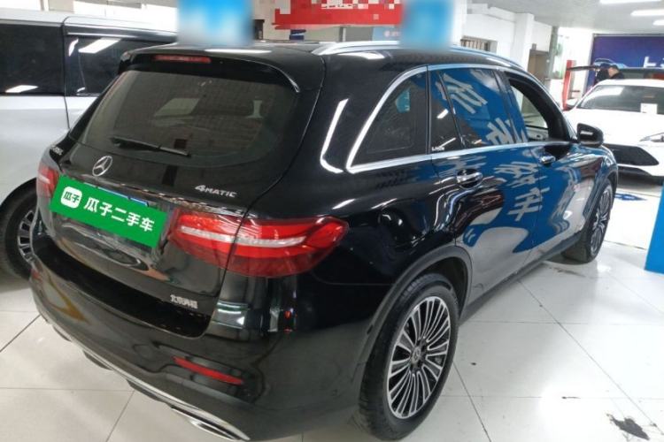 Used Mercedes-Benz GLC 2019 GLC 260 L 4MATIC Dynamic Model Rear Right 45 Deg