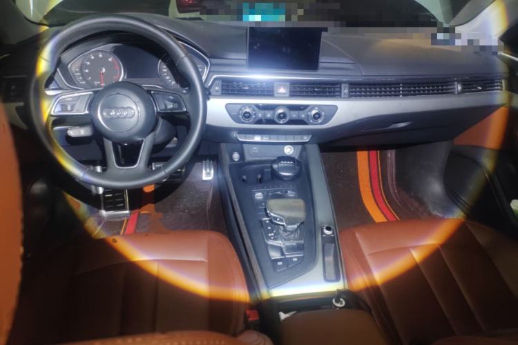 Used Audi A4L 2018 30th Anniversary Edition 30 TFSI Ambition Model