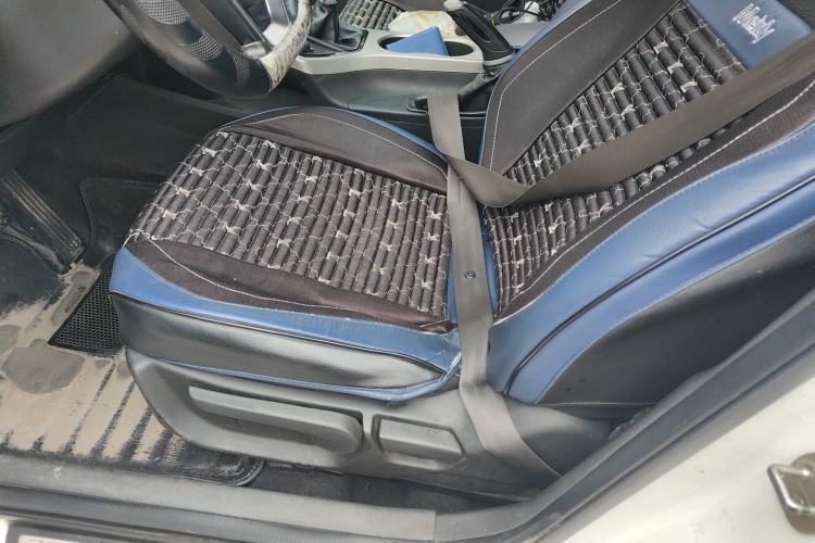 Used Geely Auto Emgrand GL 2017 1.8L Manual Elite Model Driver Seat