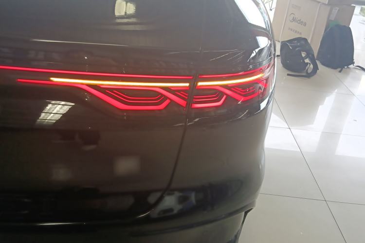 Used BYD Han 2023 EV Champion Edition 506KM Front-Wheel-Drive Premium Model
