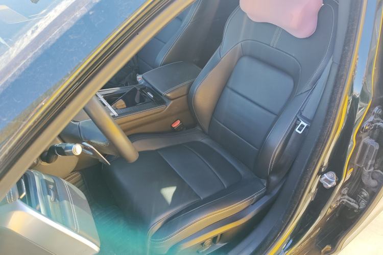 Used Jaguar XFL 2021 XFL 2.0T P250 All-Wheel-Drive Shimmering Black Sport Edition Left Front Seat