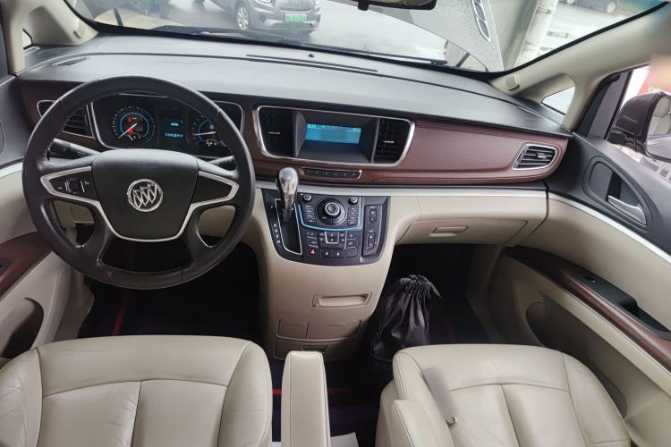 Used Buick GL8 2015 2.4L Luxury Business Premium Edition