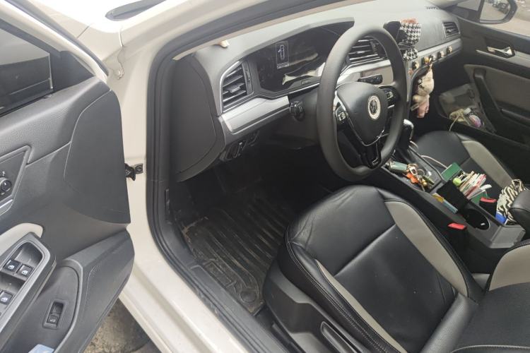 Used Volkswagen Lamando 2019 230TSI DSG Vision Edition China VI Standard Driver Seat