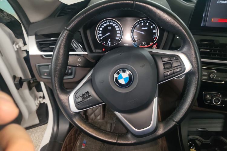 Used BMW X1 2020 sDrive25Li Leading Model
