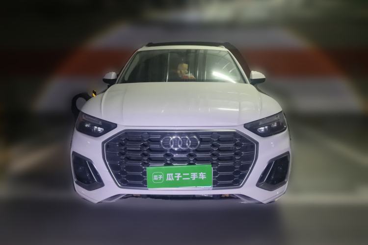 Used Audi Q5L 2022 40T Fashionable and Dynamic Model
