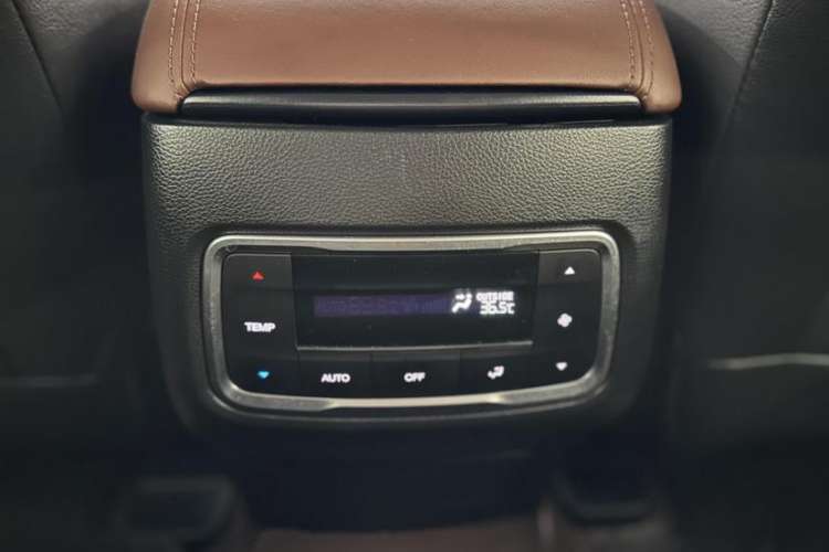 Used GAC Trumpchi GS8 2017 320T Two-Wheel Drive Luxury Smart Connectivity Version (7 Seats)