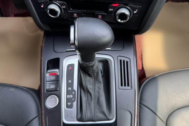 Used Audi A4L 2016 35 TFSI Collection Edition S line Comfort Model Gear Lever