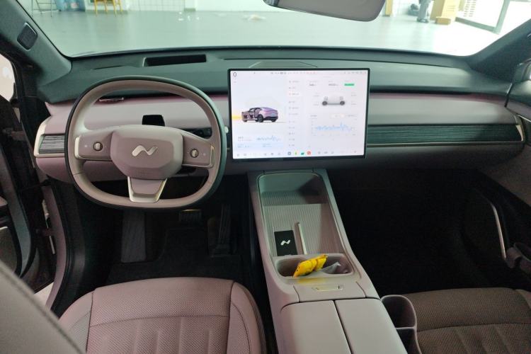 Used ONVO L60 2024 60 kWh Rear-Drive Version
