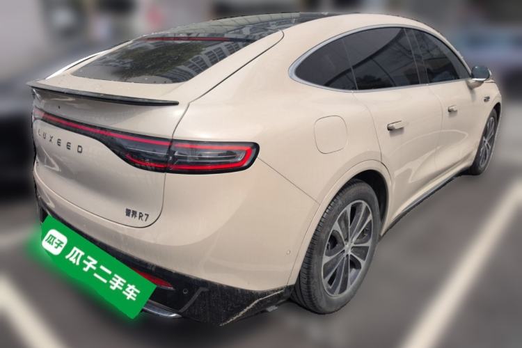 Used Hima Luxeed R7 2025 Range-Extended Version 251 km Max Rear Right 45 Deg