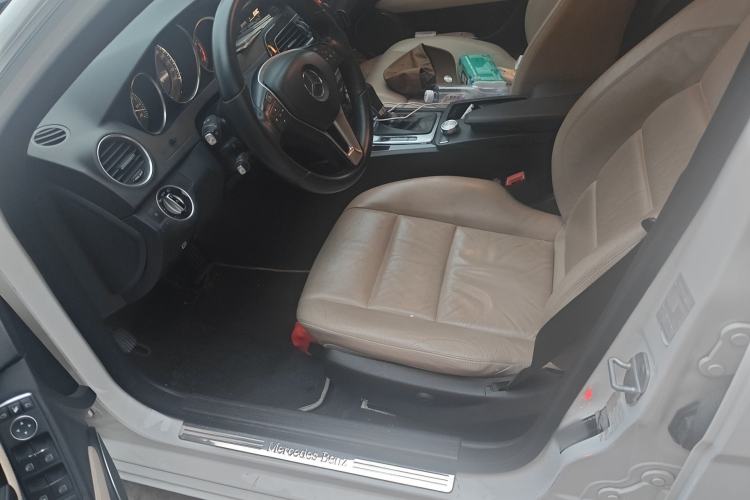 Used Mercedes-Benz C-Class 2013 C 260 CGI Fashion Model
