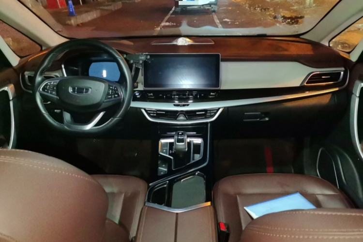 Used Geely Auto Jiajie 2022 1.8TD DCT Platinum Luxury Edition Center Console