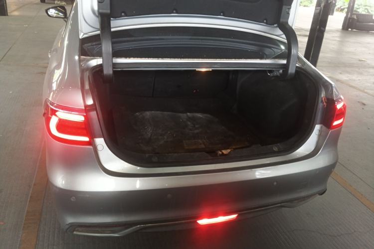 Used GAC Trumpchi GA6 2019 270T Automatic Luxury Edition Trunk