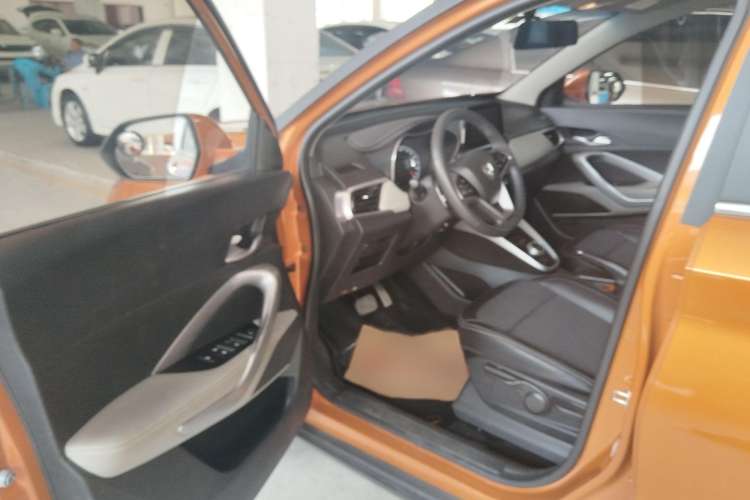 Used Baojun 510 2017 1.5L Automatic Fashion Model