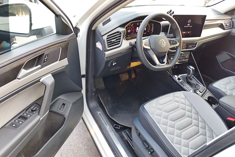 Used Volkswagen Tayron 2023 300TSI Two-Wheel-Drive Luxury Plus Advanced Edition
