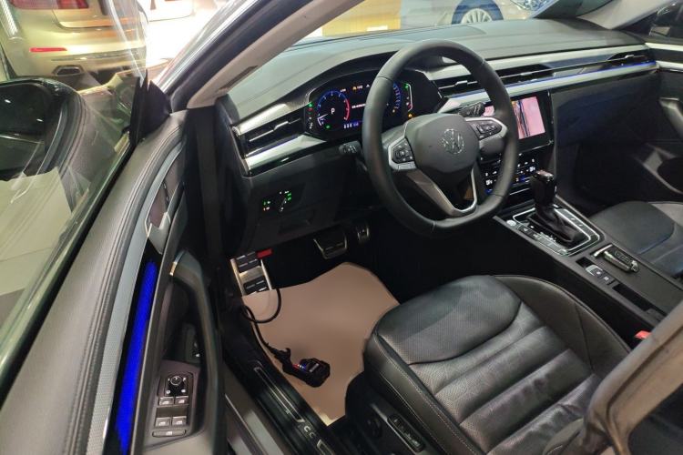 Used Volkswagen FAW-Volkswagen CC 2023 Hunting Vehicle 380TSI Hunter's Heart Edition