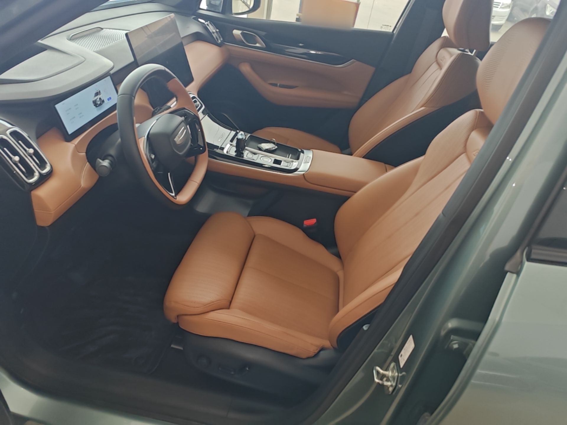 Geely Auto FX11 2025 4th Generation 1.5TD DCT Jinxiu — снимка 17