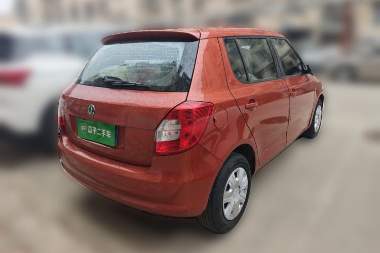 Used Skoda Fabia 2012 1.4L Automatic Crystal Edition Rear Right 45 Deg