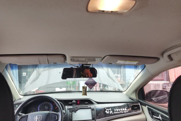 Used Honda Crider 2013 1.8L automatic comfort version Headliner